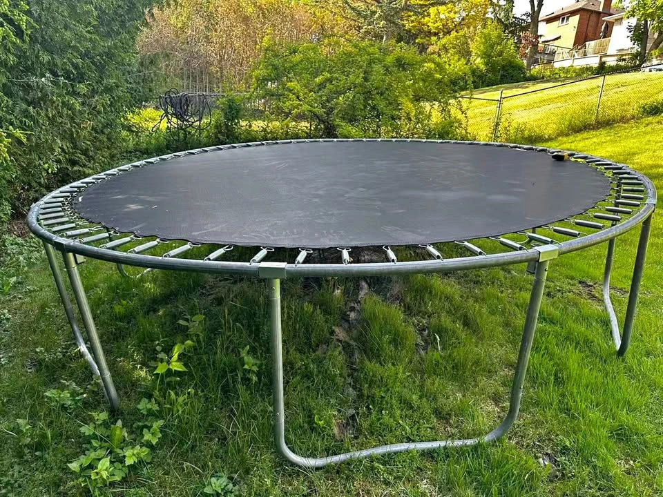 12ft Heavy-Duty Outdoor Trampoline (360cm)