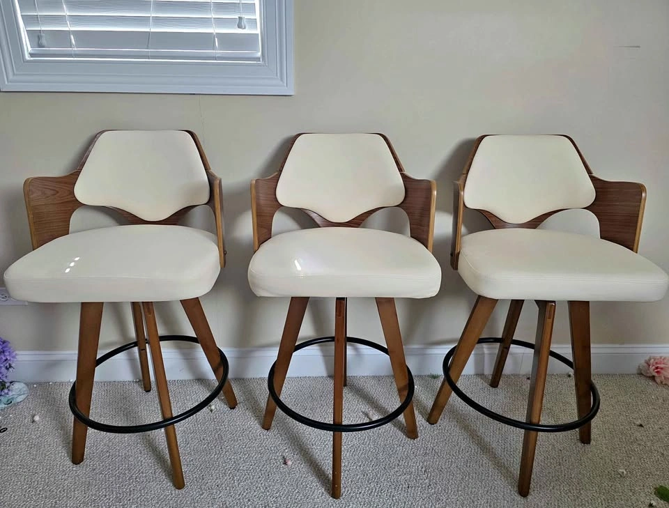 4 bar / island stools