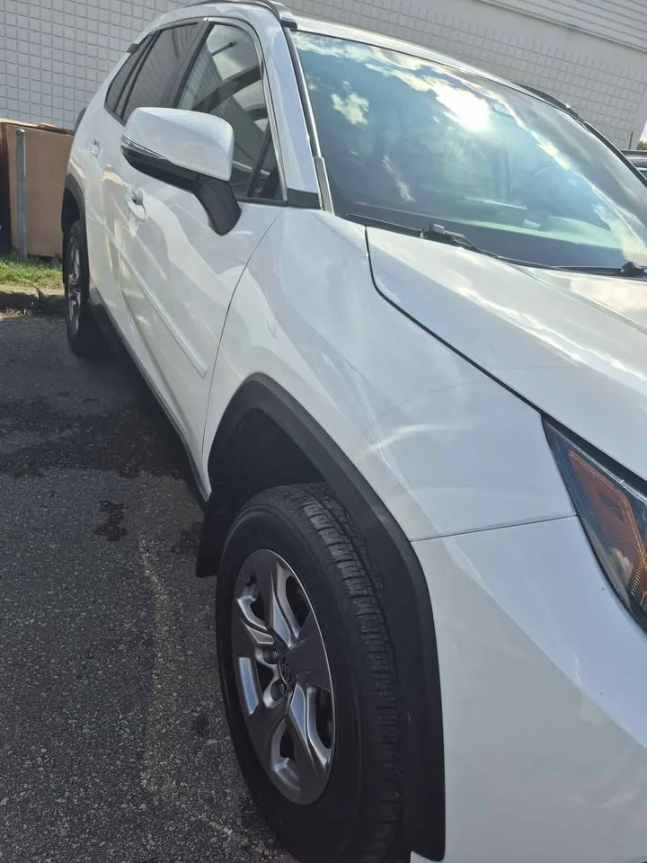 2022 Toyota RAV4 image indicator(5)