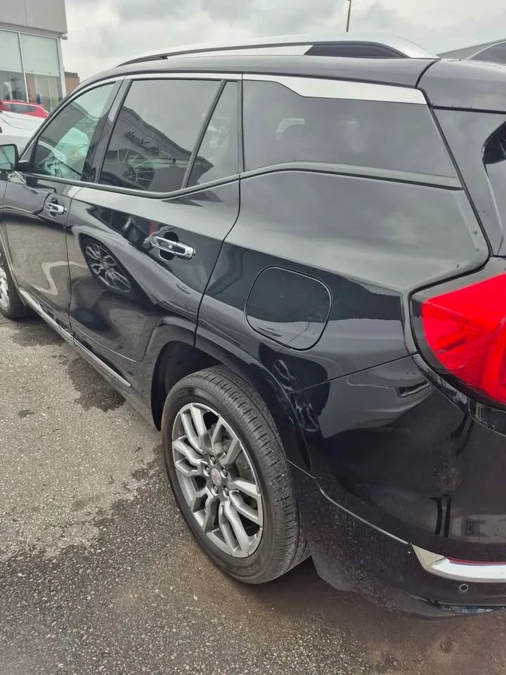 2022 GMC Terrain Denali image indicator(5)