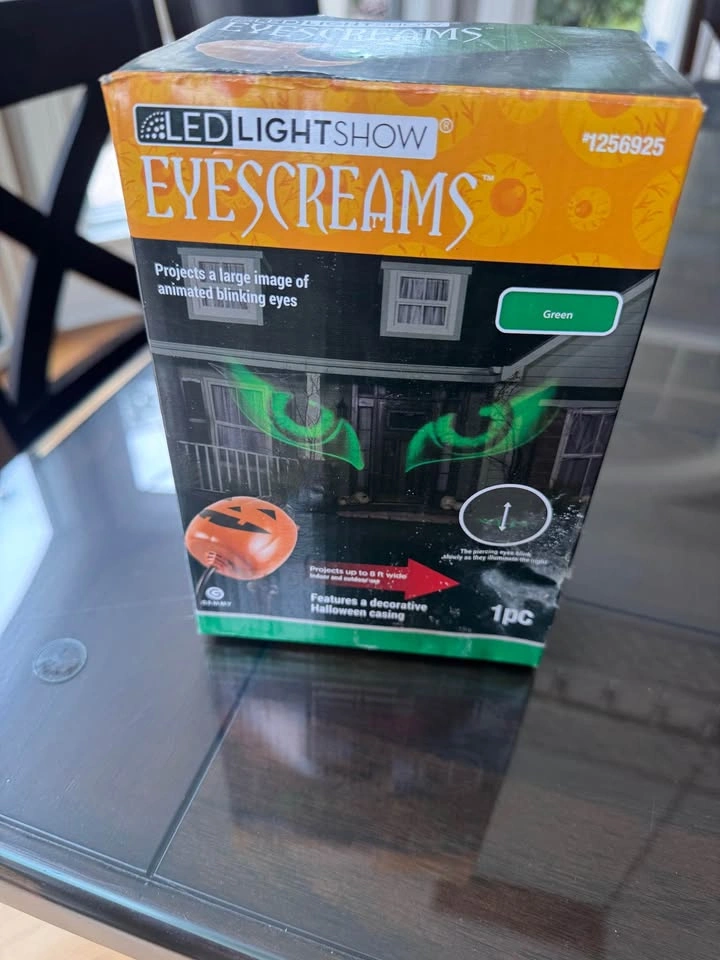 Brand New Halloween Cat Eyes Light Projector - photo 2