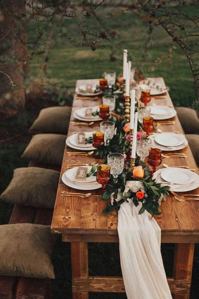 Picnic table decor rental - photo 3