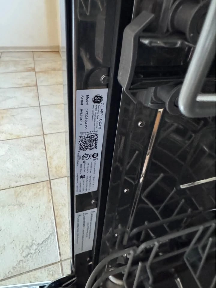 GE GPT225SSL2SS 24” portable dishwasher, stainless steel - photo 4