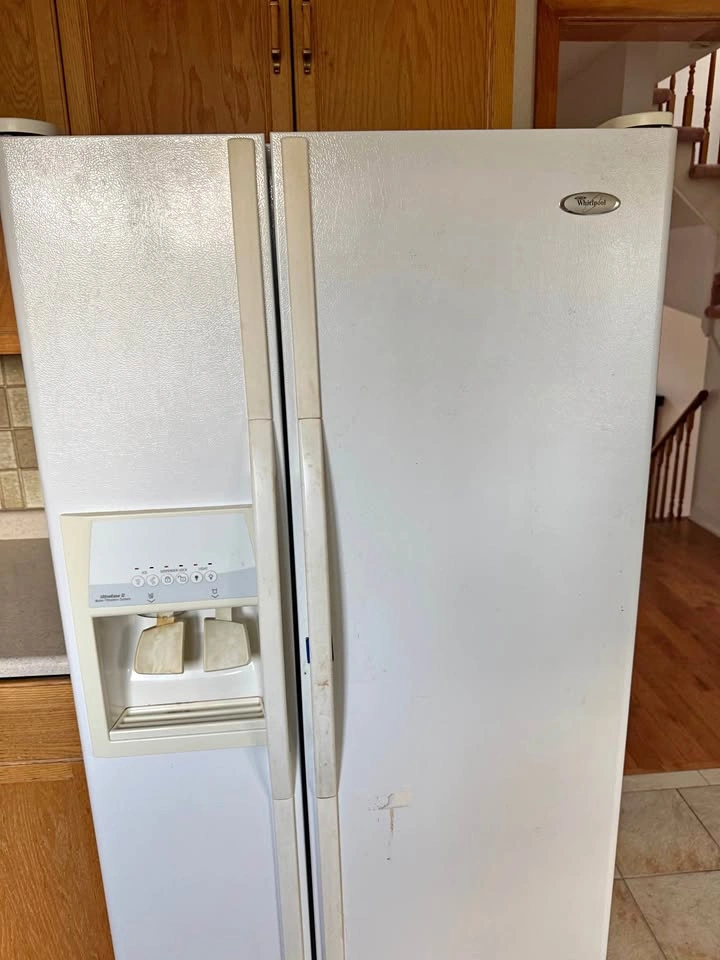 Whirlpool Side-by-Side Refrigerator w/ Ice & Water Dispenser