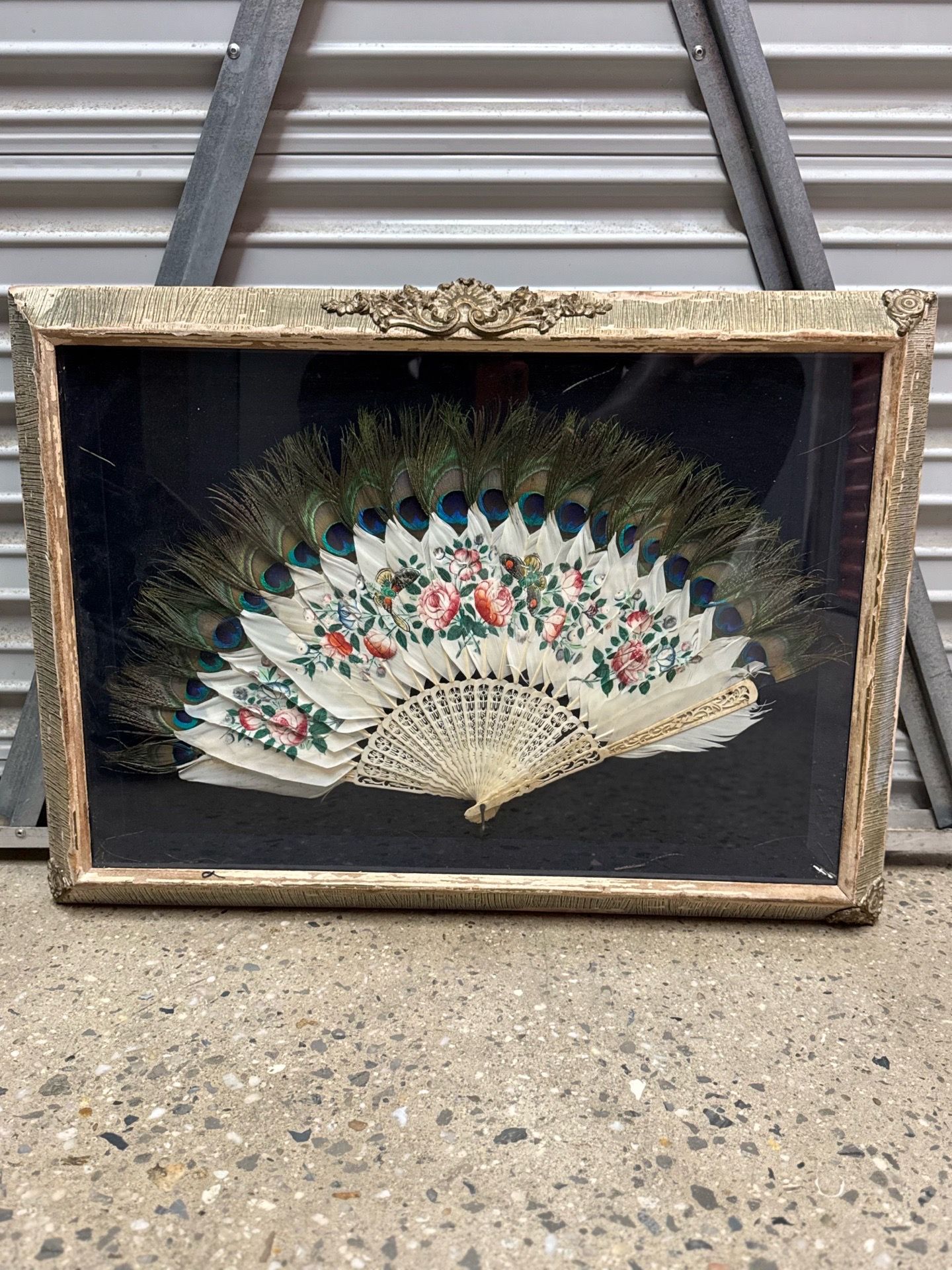 19th century Chinese Export Hand-Painted Peacock Feather Fan