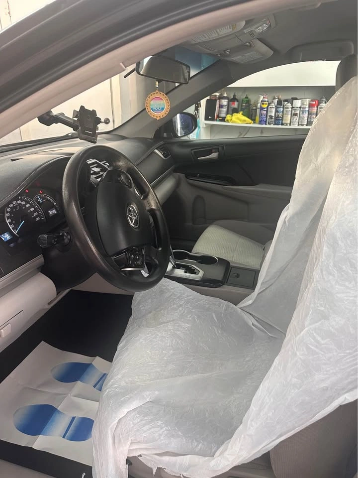 2014 Toyota Camry - photo 3