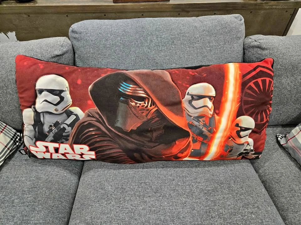 Long Star Wars pillow