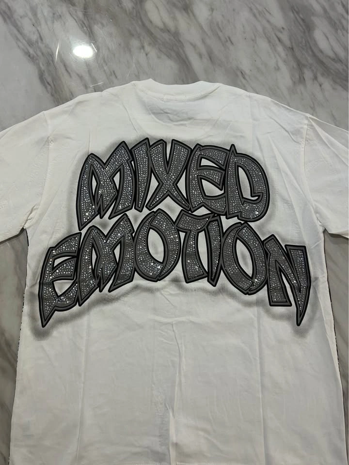 white cotton crew neck t-shirt medium & large - photo 2