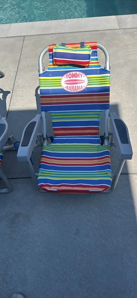 Tommy Bahama Beach Chairs - Set of 2 - photo 3