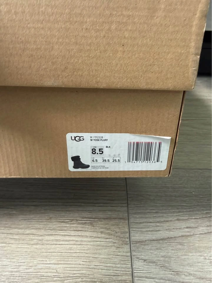 UGG Snow boots Women 8.5 - photo 3