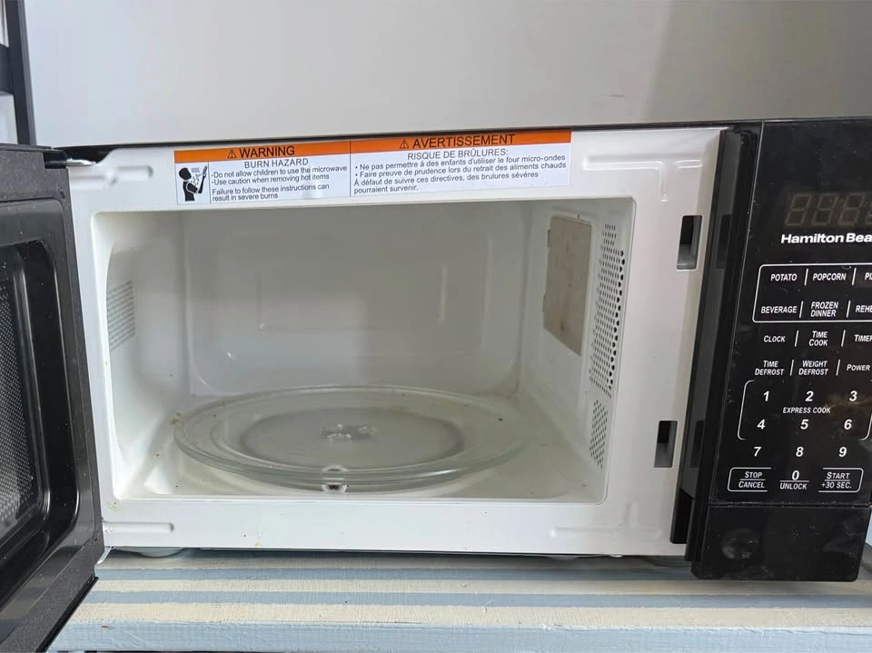 Hamilton Microwave - photo 3