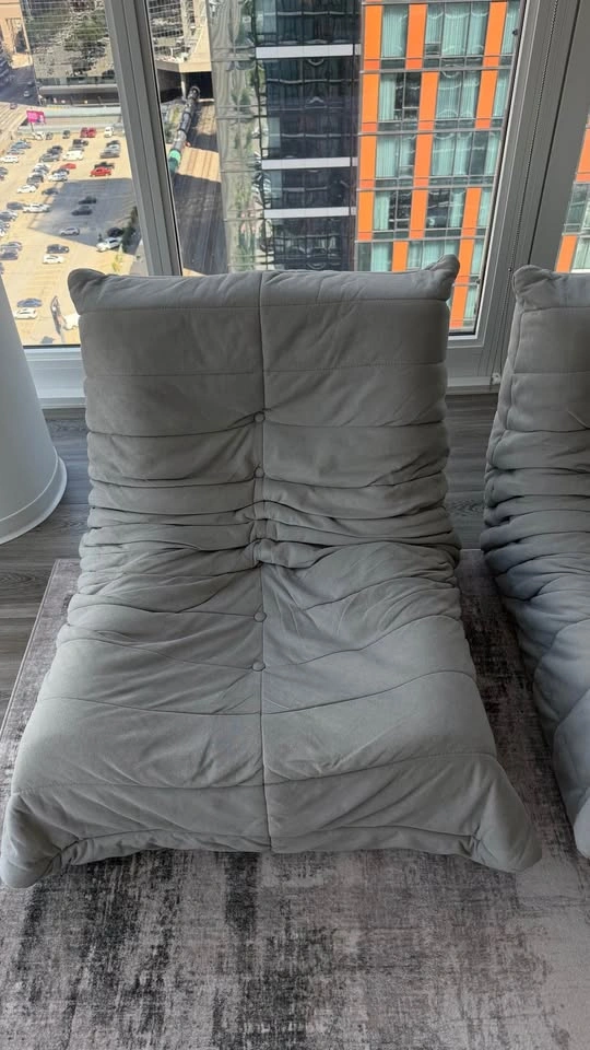 Tufted Floor Lounge Chairs - photo 3