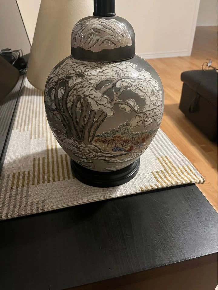 Vintage Chinese Vase Lamp - photo 3