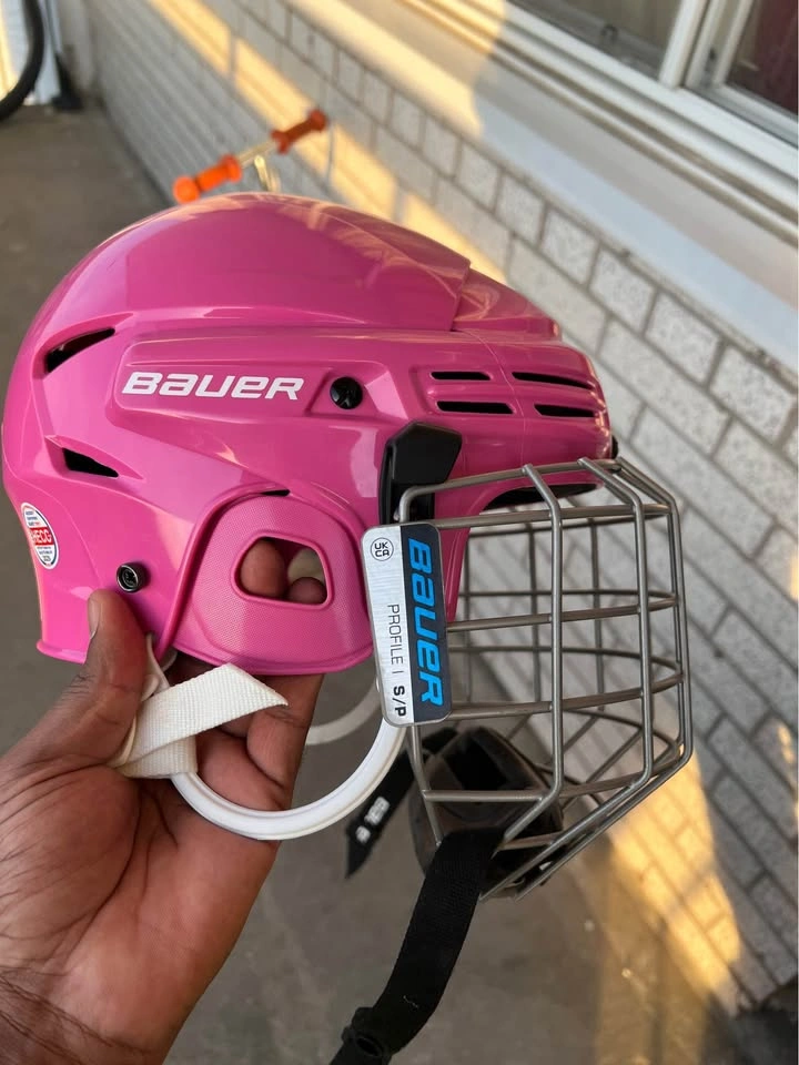 Bauer BHH2100 Hockey Helmet + CCM AS550 Skates Bundle - photo 4
