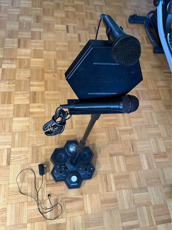 Singsation All-in-One Karaoke System with 1 working mic - photo 2