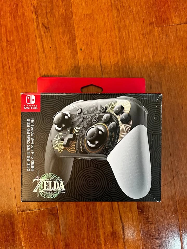 Nintendo Switch Pro Controller - Zelda Tears of the Kingdom Edit