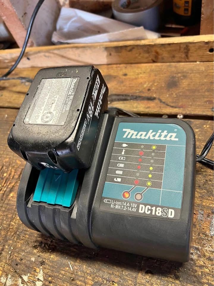 Makita battery and charger