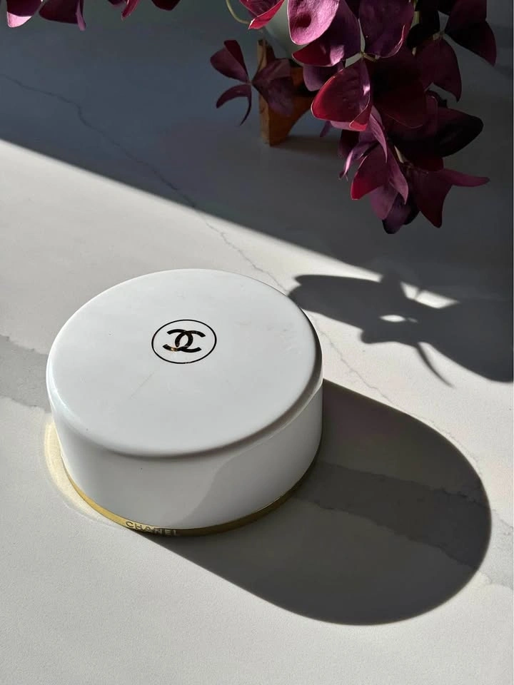 Vintage Chanel No 5 Bath Powder