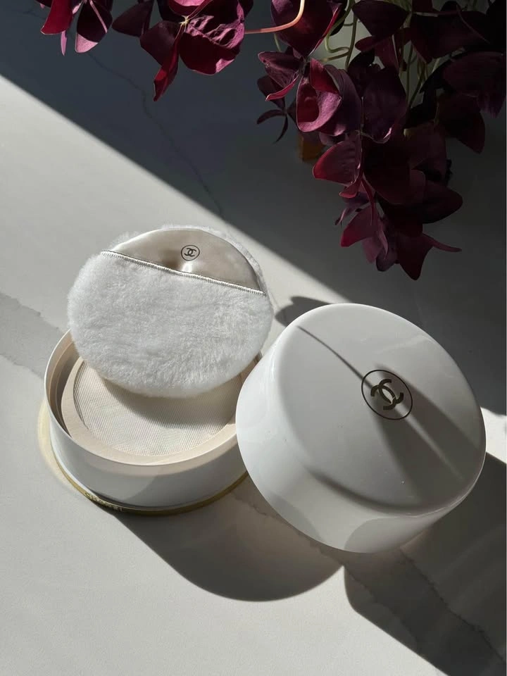 Vintage Chanel No 5 Bath Powder - photo 3