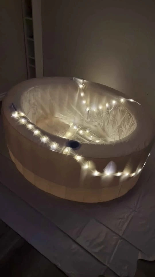 Elegant White Birth Pool | Rental - photo 2