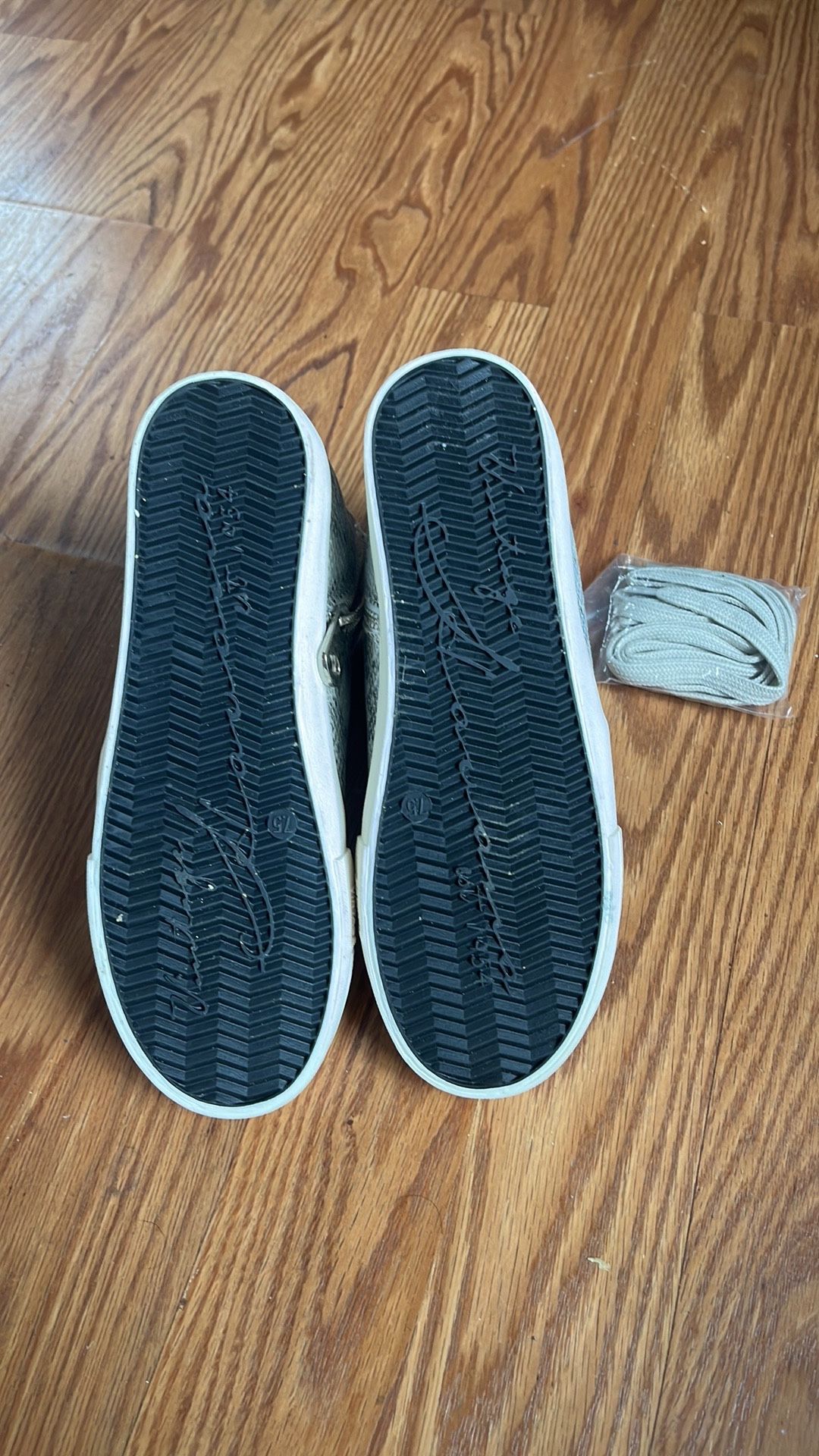 Vintage Havana high top sneakers BRAND NEW - photo 4