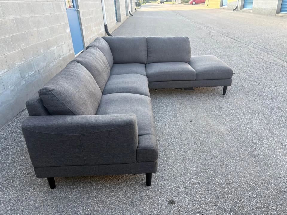 Large Grey Sectional Sofa with Long Chaise - photo 4
