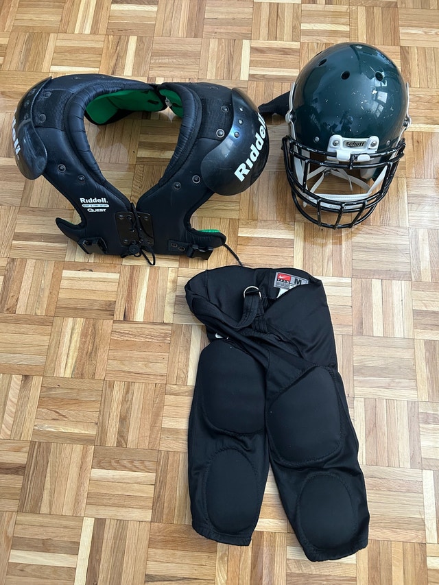 Football Equipment Bundle – Schutt Helmet + Riddell Shoulder pad