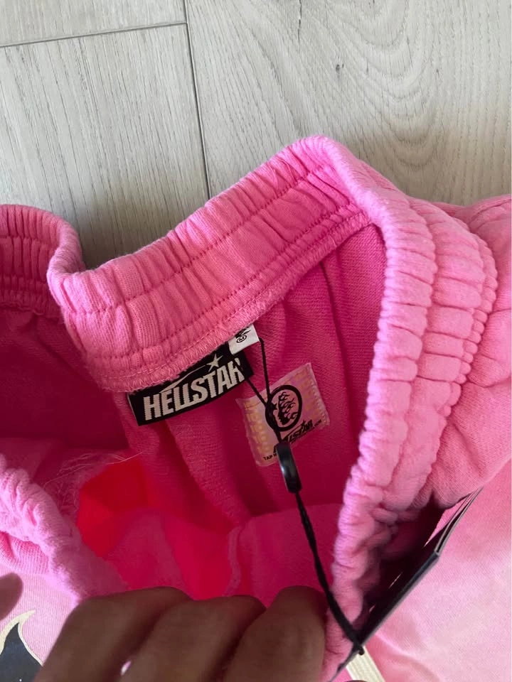 1:1 pink hellstar shorts size medium - photo 5