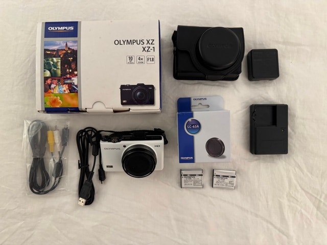 Olympus XZ-1 Camera + extras, like new.