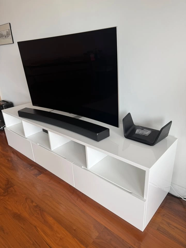 CB2 "Chill" 80" Media Console — High-Gloss White - photo 3