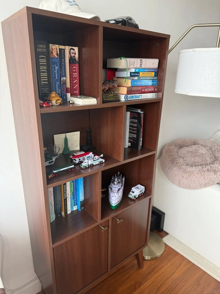 Mid-Century Modern Bookcase — Walnut w/ Brass Knobs - photo 2
