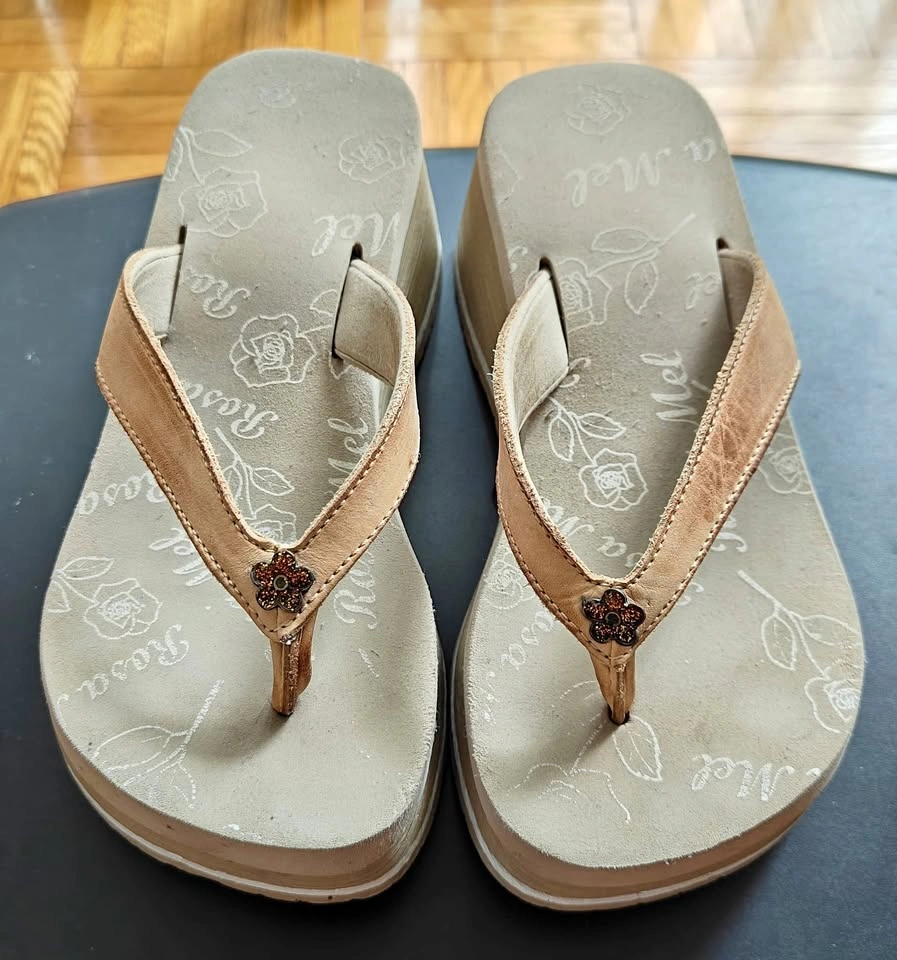 Brazilian Rosa Mel Women sandals 5.5