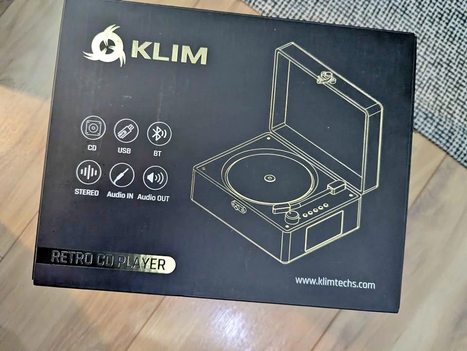 Record Style CD Player - New