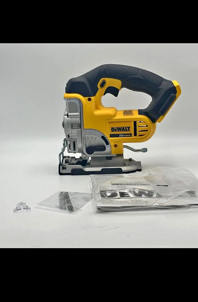 Dewalt DCS331B 20V MAX* Cordless Jig Saw (Tool Only)