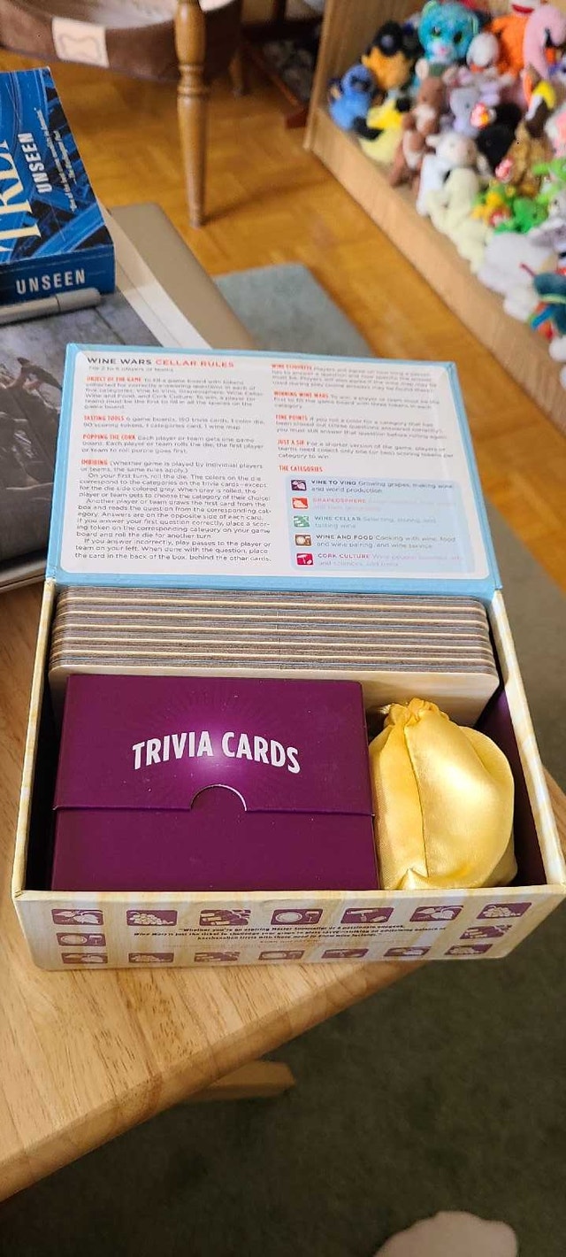 Wine Wars Trivia Game - photo 2