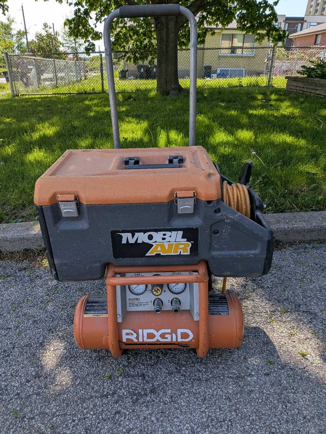 Ridgid Mobil Air Compressor
