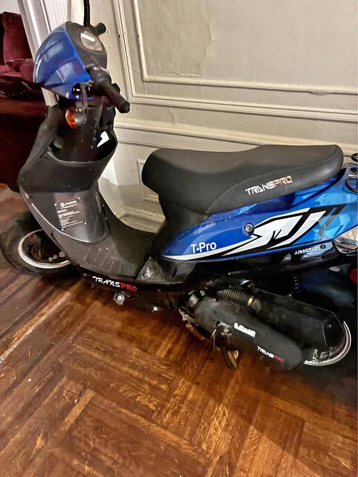 Jiajue T-Pro JJ50QT-21 Scooter