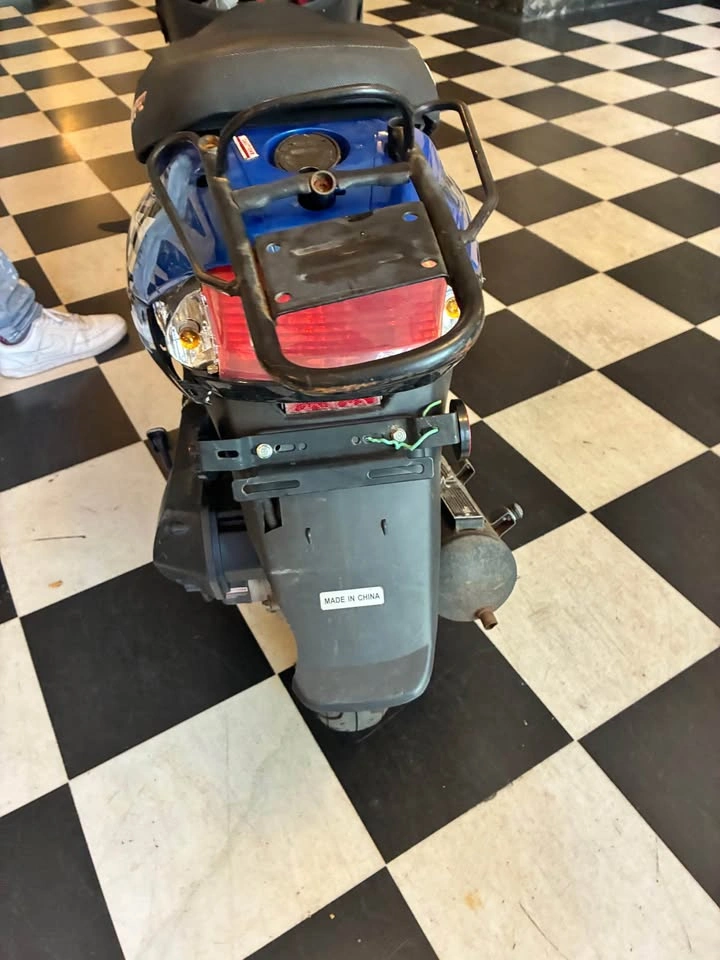 Jiajue T-Pro JJ50QT-21 Scooter - photo 4