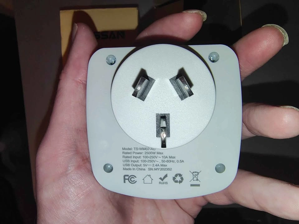 TESSAN Travel Adapter TS-WM02-AU - photo 4