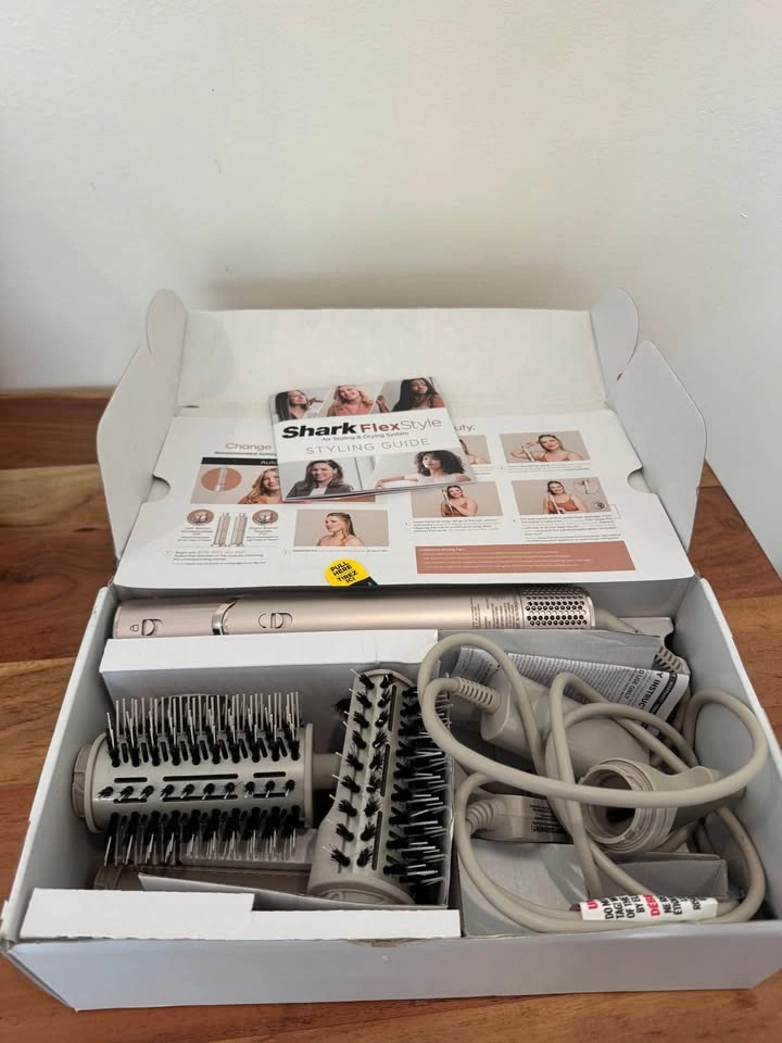 Shark FlexStyle Air Styling & Drying System - photo 4