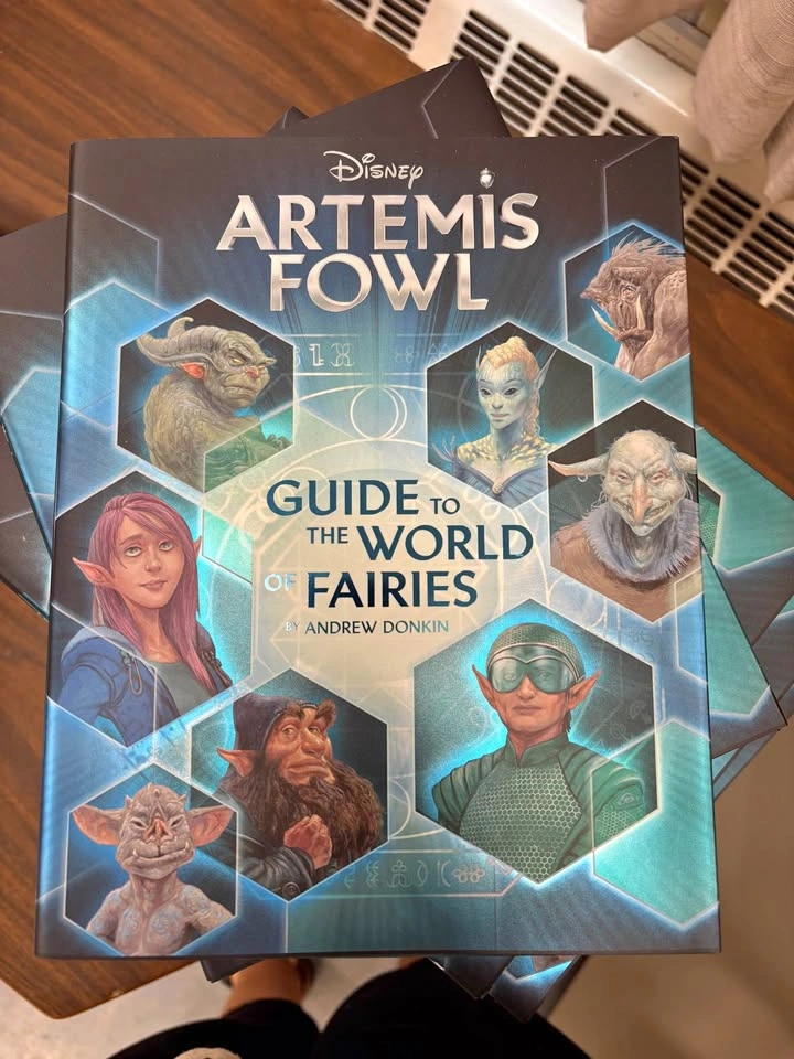 Disney Artemis Fowl: Guide to the World of Fairies Books