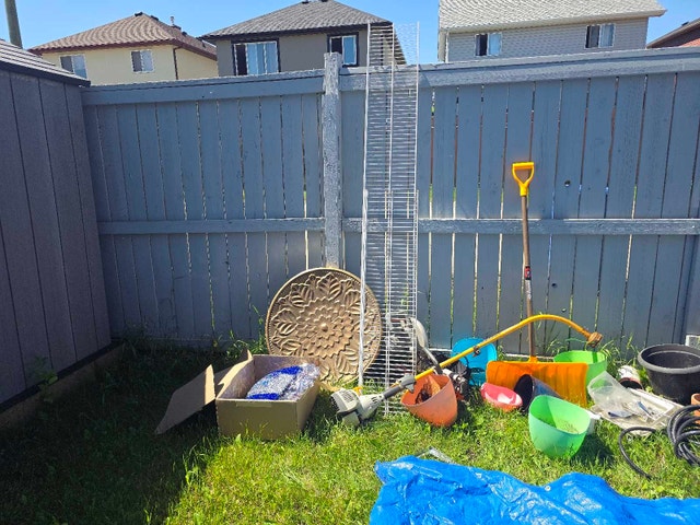 Assorted Yard and Garden Lot