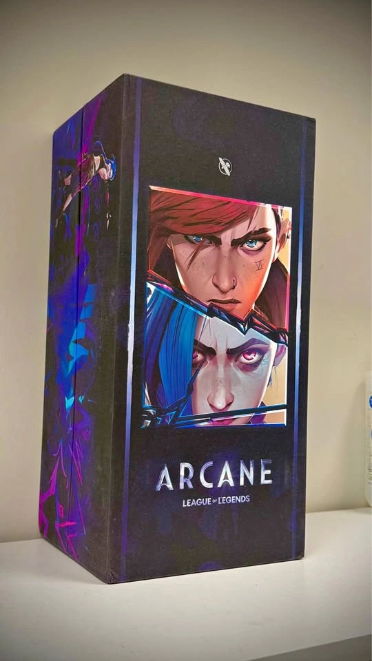 Arcane League of Legends Hayabusa Jinx Boxing Gloves