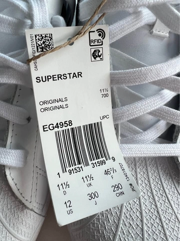 Adidas Superstar sneakers size US12 - photo 2