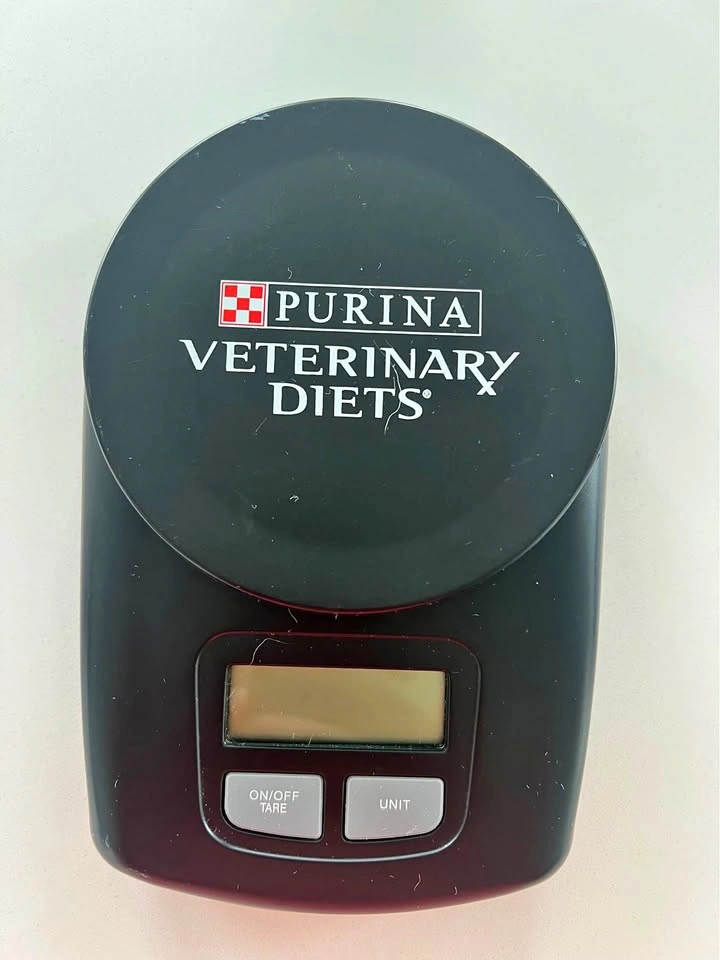 Purina veterinary diet scales