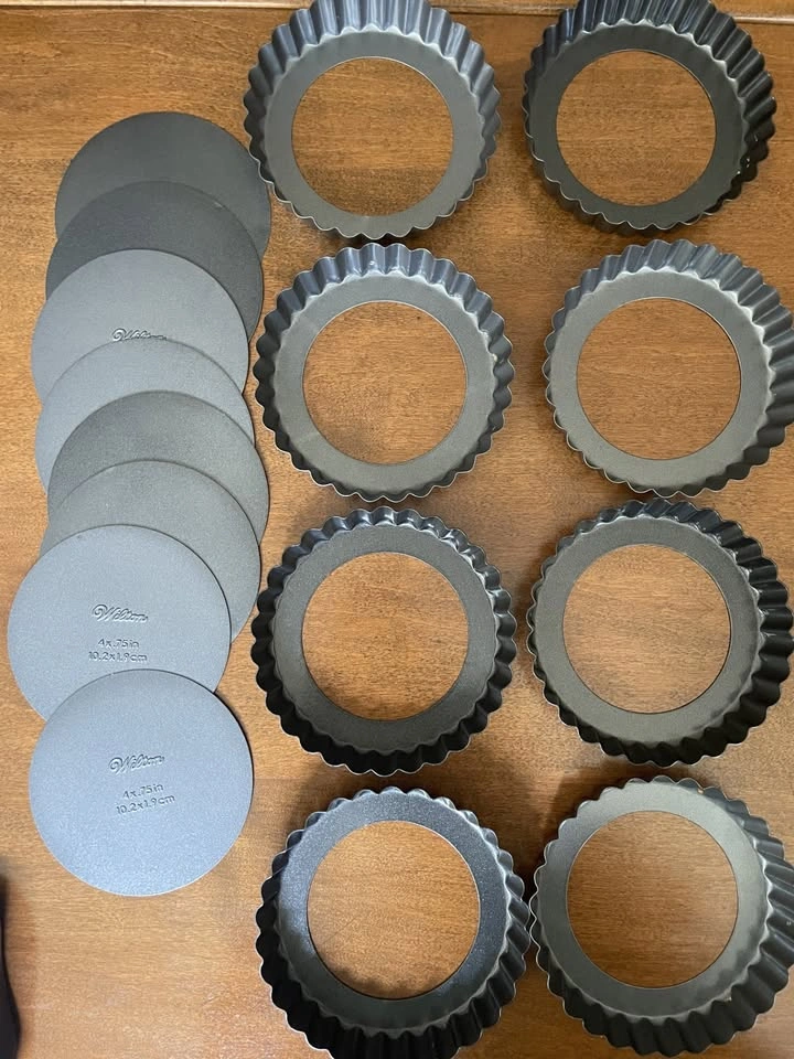 Wilton mini tartlet pans with removable bottoms - photo 2