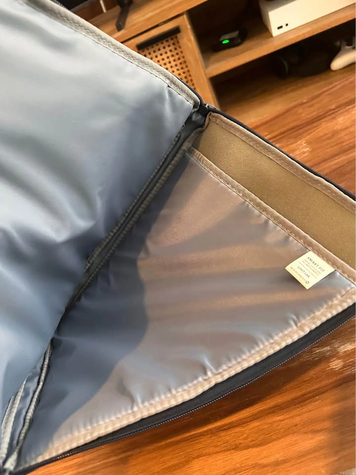 Lihit Lab Vertical Laptop Bag - photo 3