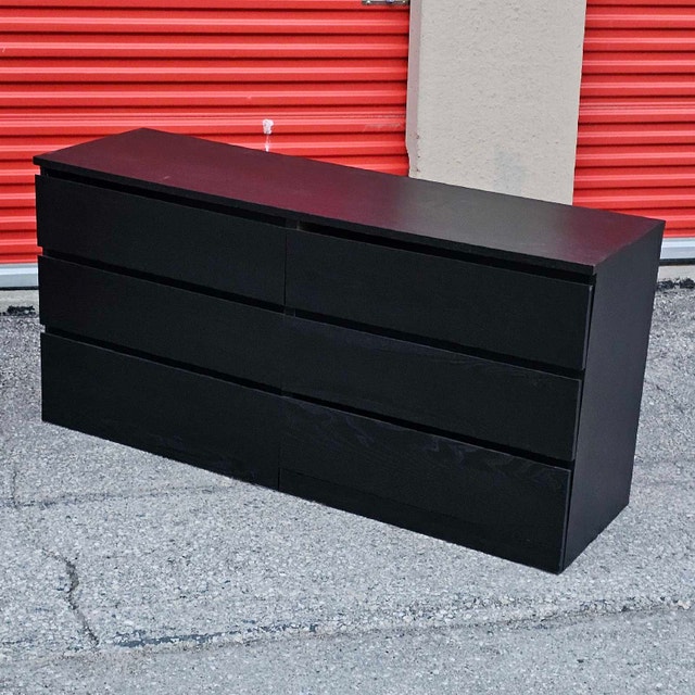Delivery Available: Dresser Chest of 6 Drawers