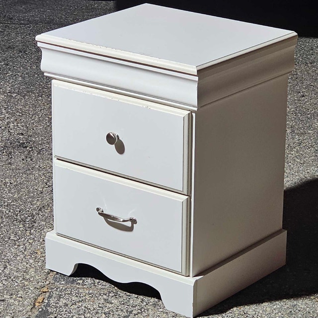 Delivery Available: 1 Nightstand