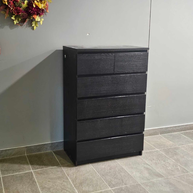 Delivery Available: Dresser Chest of drawers - photo 2